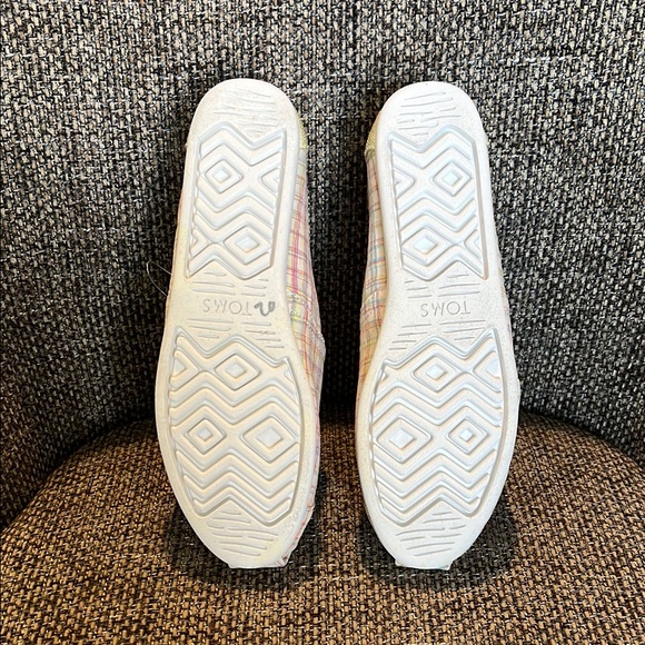Toms Multicolor Plaid Slip-On Shoes - Picture 7 of 8
